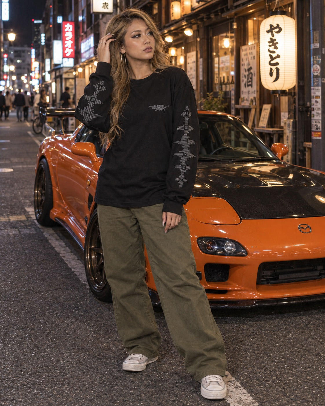 ECHOES 001 REVENANT LONG SLEEVE TEE - BLACK (on model, women's S)